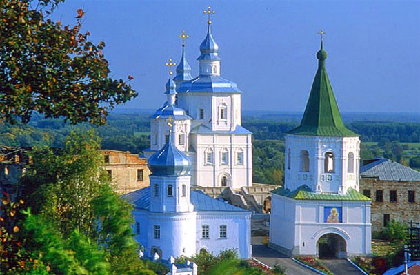 Image - Putyvl: A view of the Movchanskyi (Molchany) Monastery.