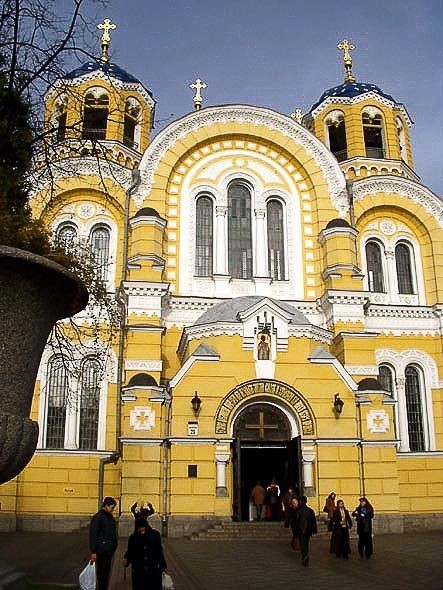 Image - The main facade of Saint Volodymyr's Cathedral in Kyiv.