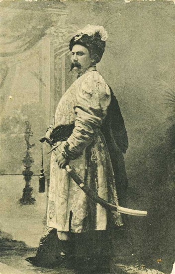 Image -- Panas Saksahansky ad Hetman Bohdan Khmelnytsky in a play by Mykhailo Starytsky.