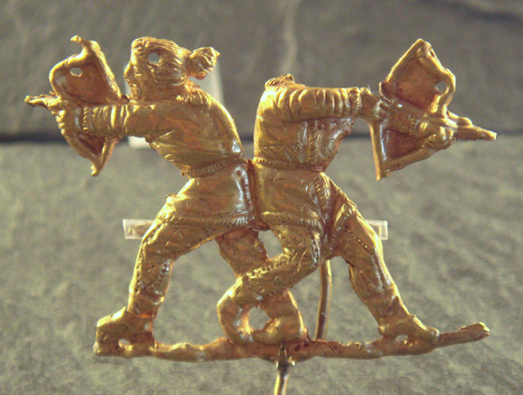 Image - Scythians shooting with bows (gold, Panticapeum, 4th century BC).