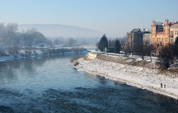 Image -- The Sian (San) River in Peremyshl (Przemysl).