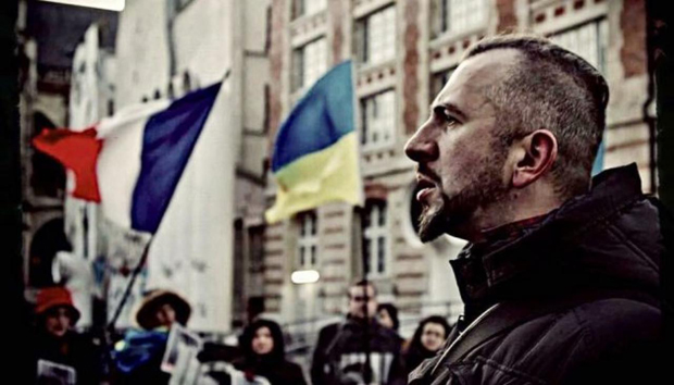 Image -- Vasyl Slipak on Ukrainian demonstration in Paris