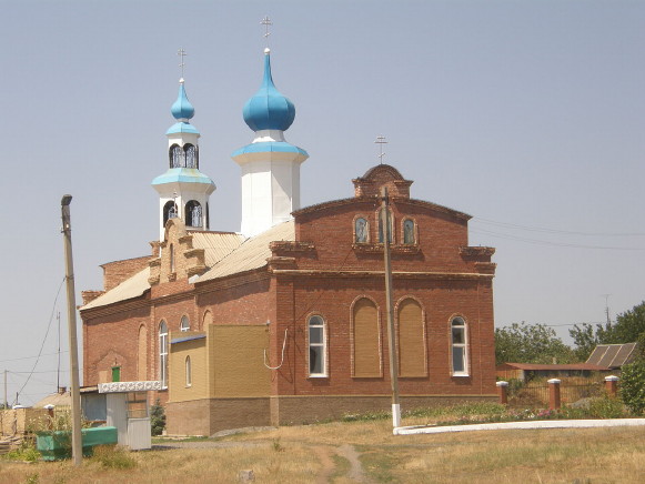 Image -- Snizhne, Donetsk oblast: Orthodox church.