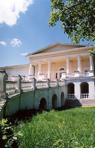 Image -- The facade of the Galagan palace in Sokyryntsi.