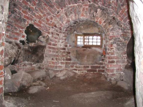 Image - Solovets Islands monastery: the cell in which Hetman Petro Kalnyshevsky was imprisoned and died.