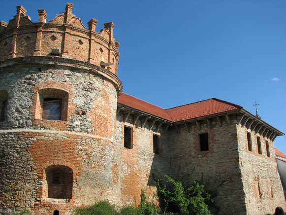 Image -- The Starokostiantyniv castle (1571).