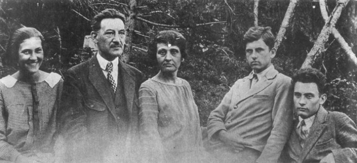 Image - The Starosolsky family: (left to right) Uliana, Volodymyr, Dariia, Yurii, and Ihor Starosolsky.