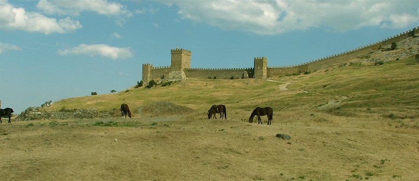 Image -- A panorama of the Sudak fortress in the Crimea.