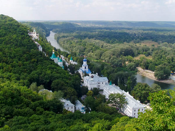 Image - The Sviati Hory Dormition Monastery in Sviatohirsk, Donetsk oblast. 