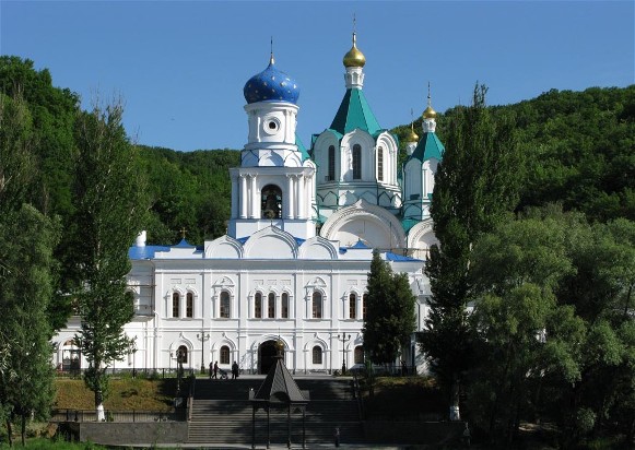 Image -- Sviati Hory Dormition Monastery: Church of the Theotokos.