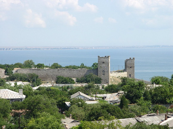 Image -- Teodosiia: Genoese fortress.