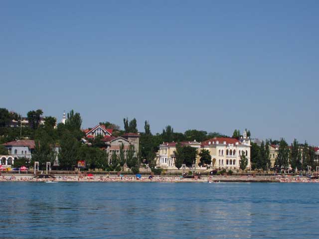 Image - Teodosiia sea front.