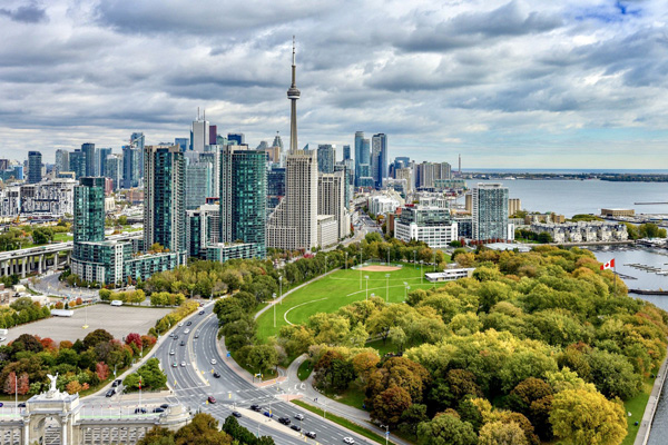 Image -- Toronto, Ontario: city center.