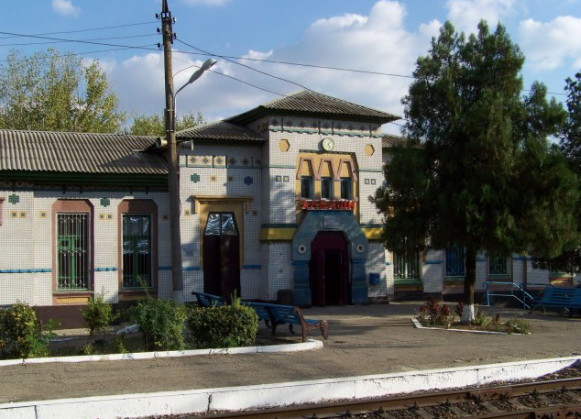 Image - A railway station building in Albashi, Kuban region, designed by Serhii Tymoshenko.