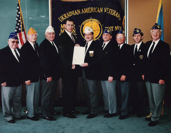 Image -- Members of the Ukrainian American Veterans organization.