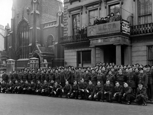 Image -- Ukrainian Canadian Servicemen's Association members in London (1945).