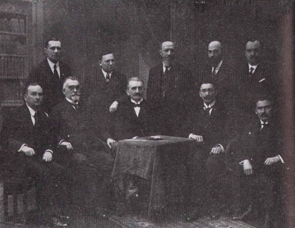 Image -- Members of the Ukrainian National Rada.