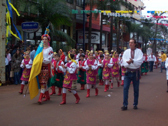 Image -- Ukrainian procession in Obera, Misiones, Argentina.