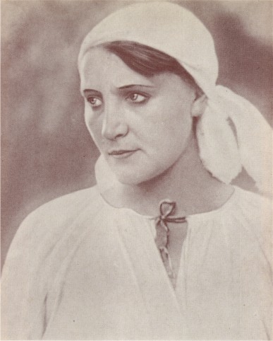Image -- Nataliia Uzhvii as Oksana Nebaba in Les Kurbas' production of Ivan Mykytenko's Dictatorship (Berezil, 1930).