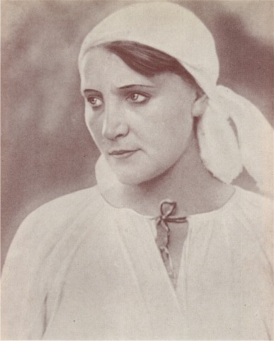 Image - Nataliia Uzhvii as Oksana Nebaba in Les Kurbas' production of Ivan Mykytenko's Dictatorship (Berezil, 1930).