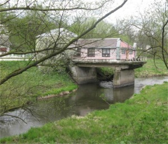 Image -- The Vereshchytsia River near Komarne.