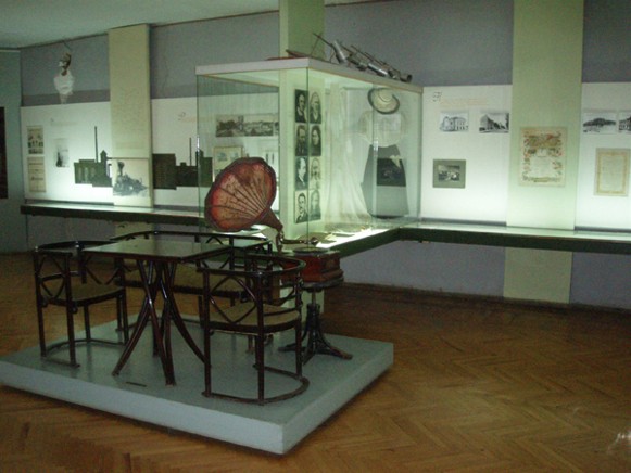 Image -- An exposition in the Vinnytsia Regional Studies Museum.