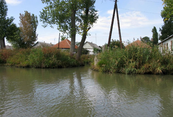 Image - A canal in Vylkove.