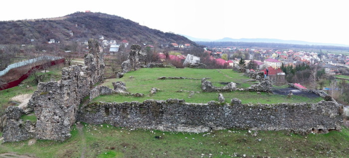 Image -- Vynohradiv castle ruins.