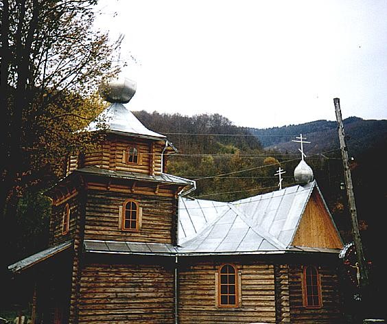 Image - A wooden church in Yasinia, Transcarpathia oblast.