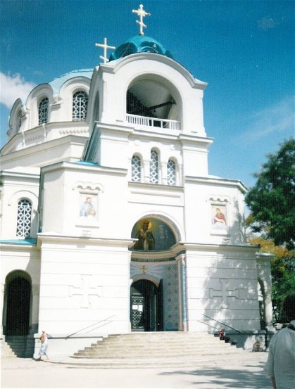 Image -- Yevpatoriia: Saint Nicholas Cathedral.