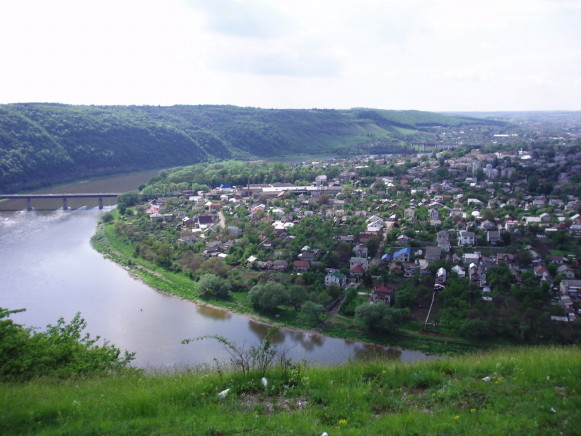 Image - A panorama of Zalishchyky.