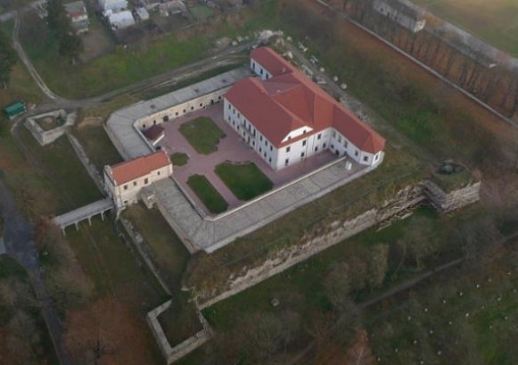 Image - Zbarazh castle (aerial view).
